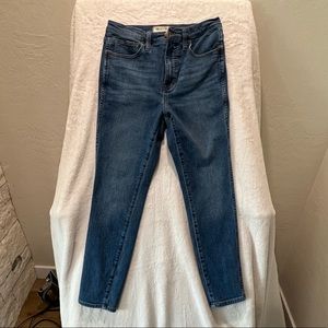 Worn Madewell 10” high-rise skinny crop, perfect condition
